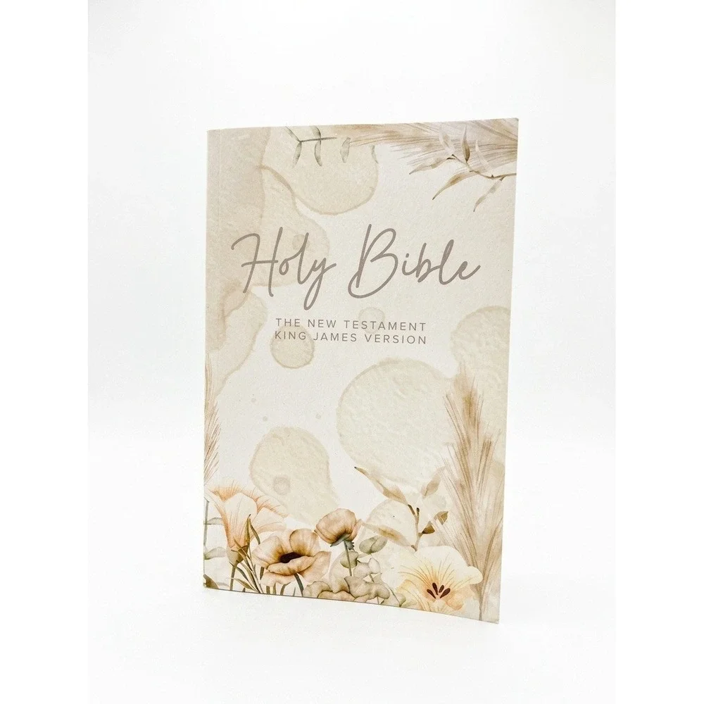 KJV Holy Bible: Value Outreach Paperback: King James Version